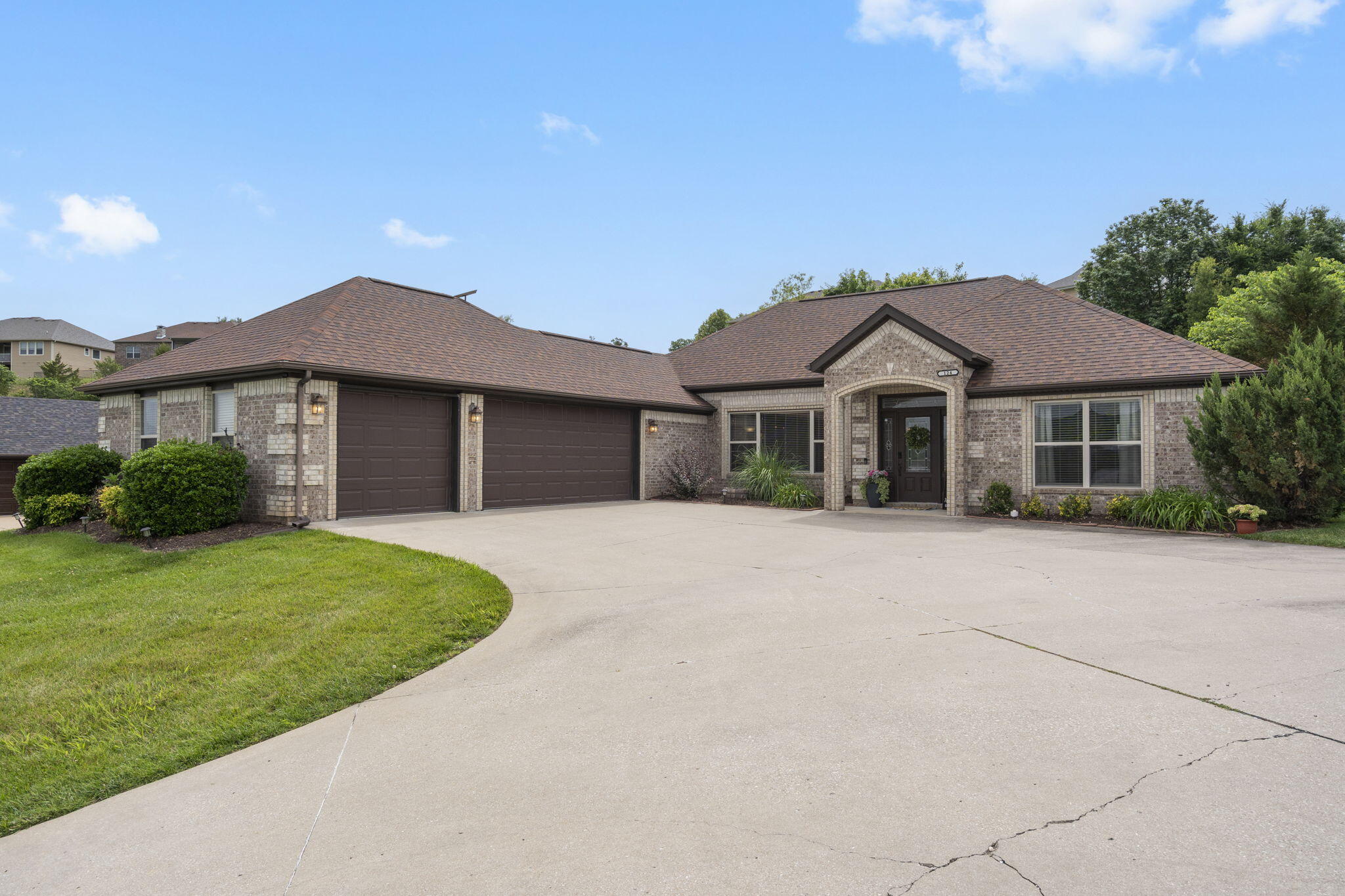 124 Stoney Pointe Drive