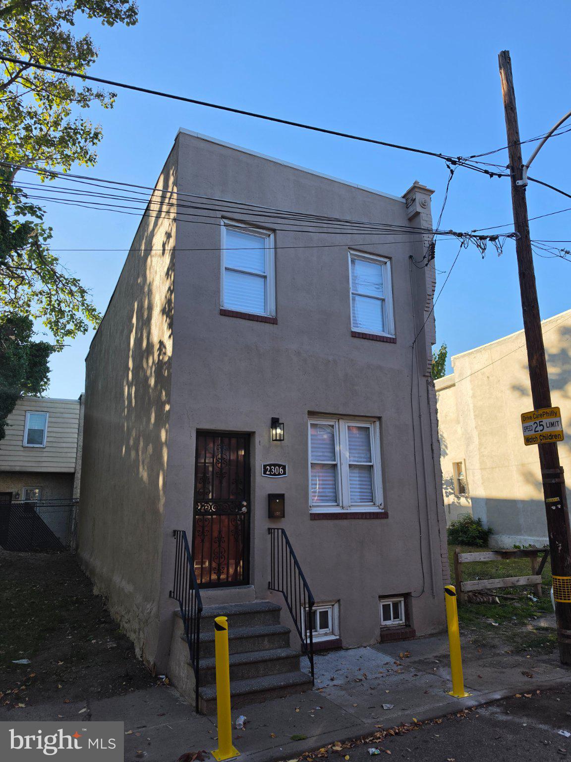 2306 N Fawn Street
