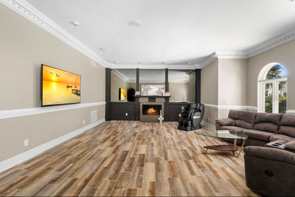 1126 Brownshire Court