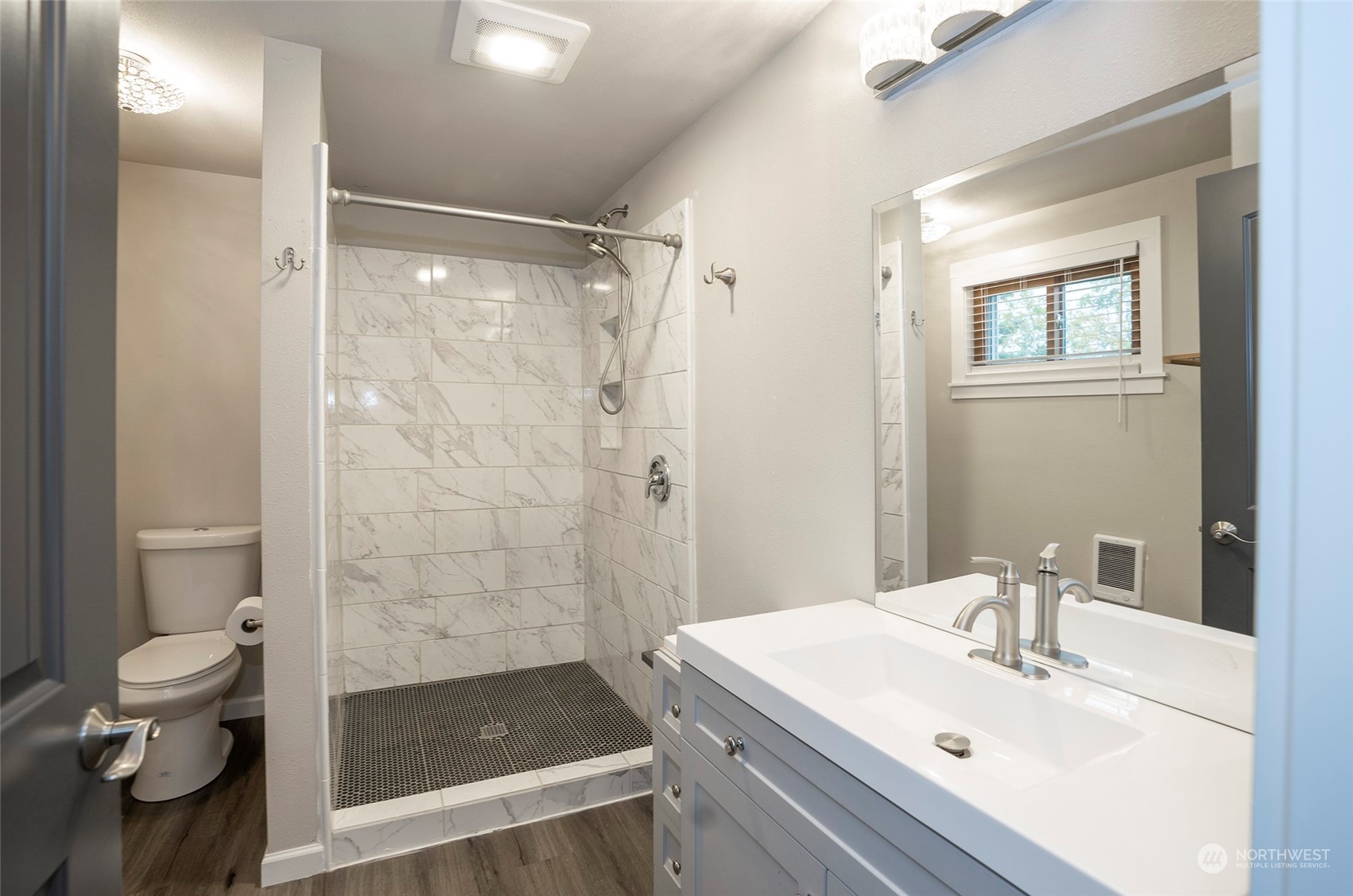 1017 E 59th