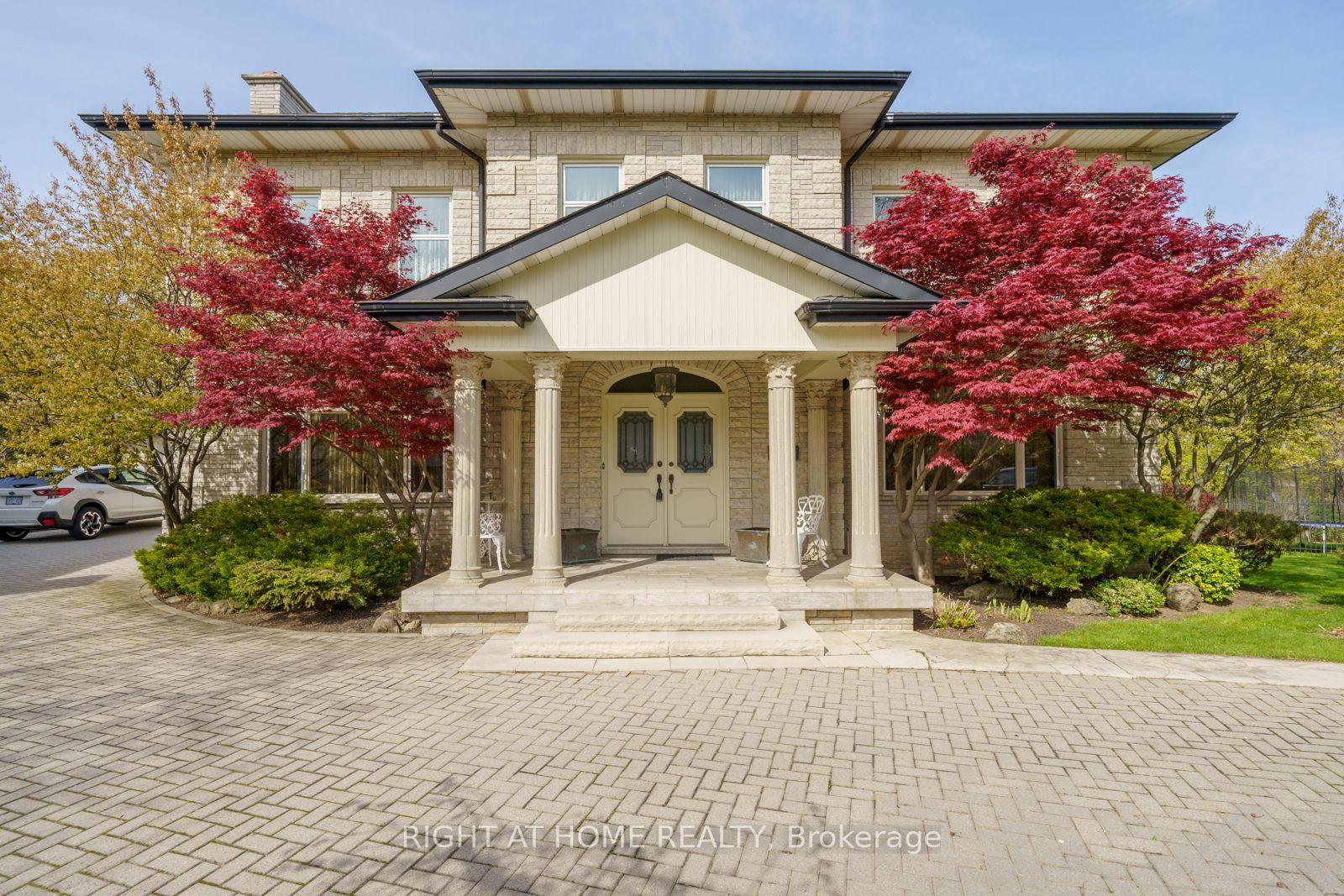 28 Mathers Dr
