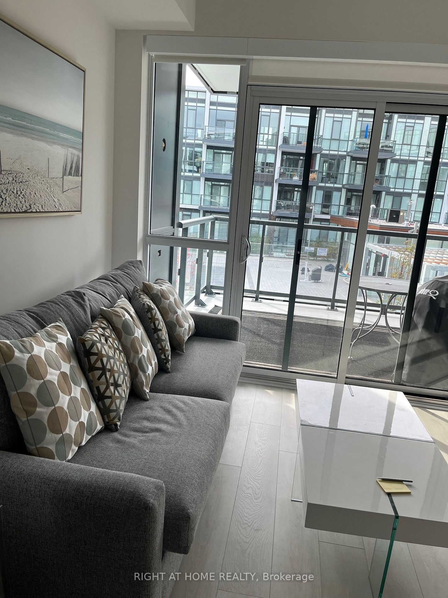 415 Sea Ray Ave 224