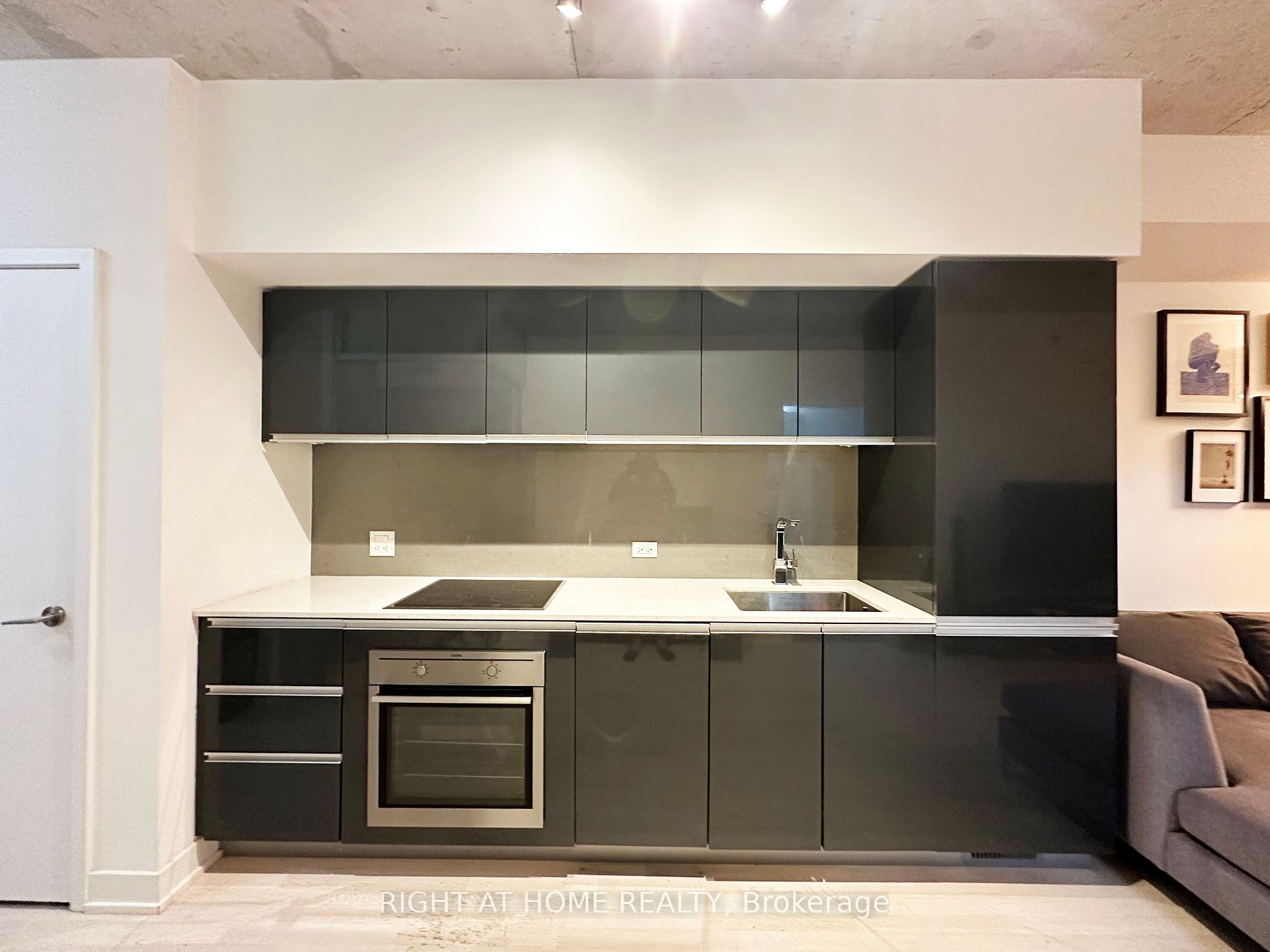 20 Gladstone Ave 519