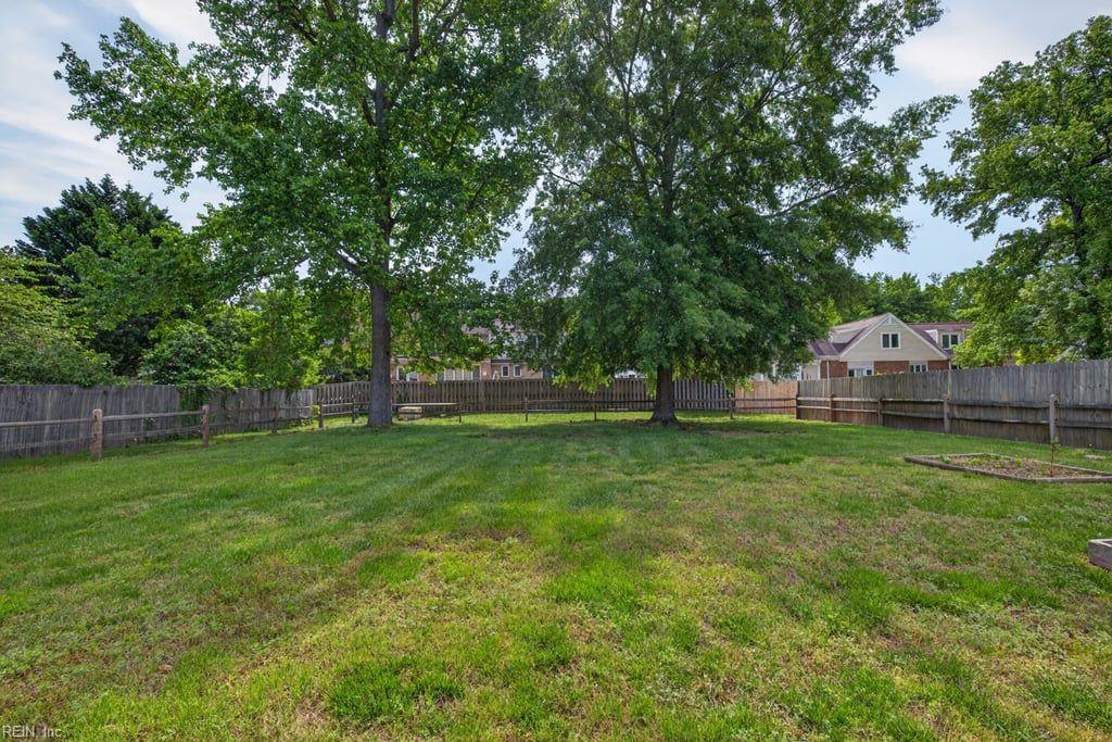220 Drummonds Way