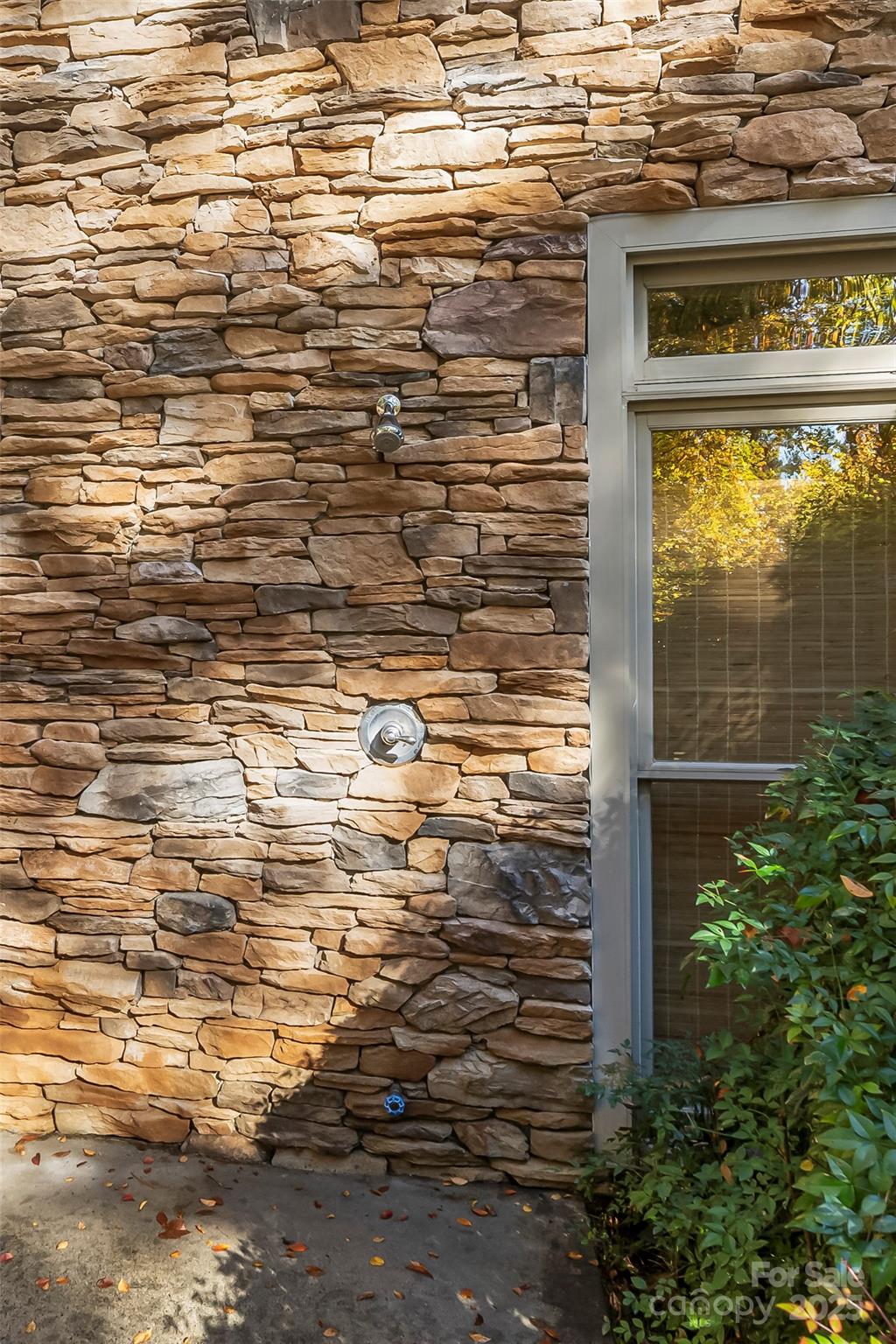 1295 Northview Drive 127