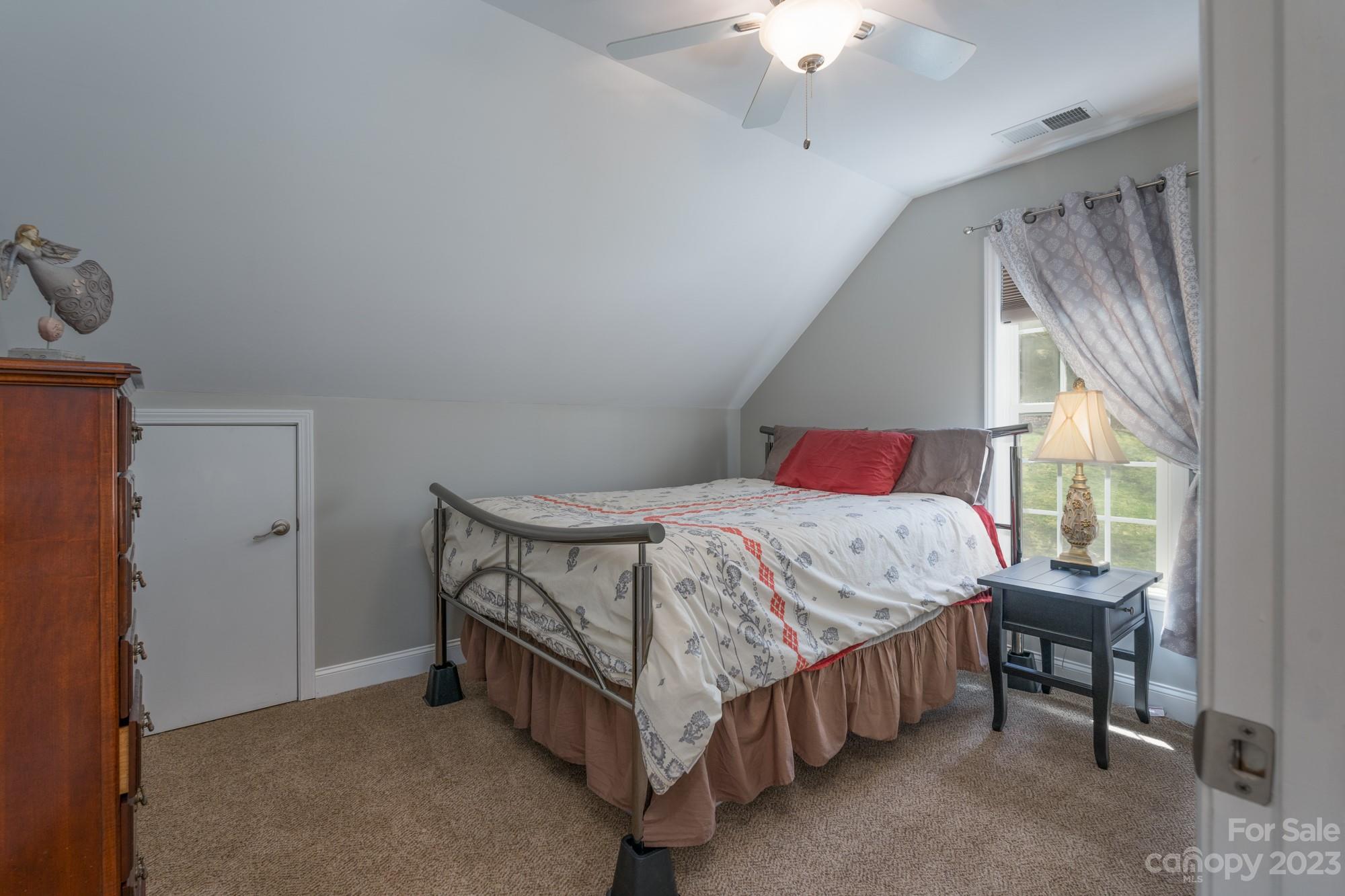 1142 Island Creek Drive