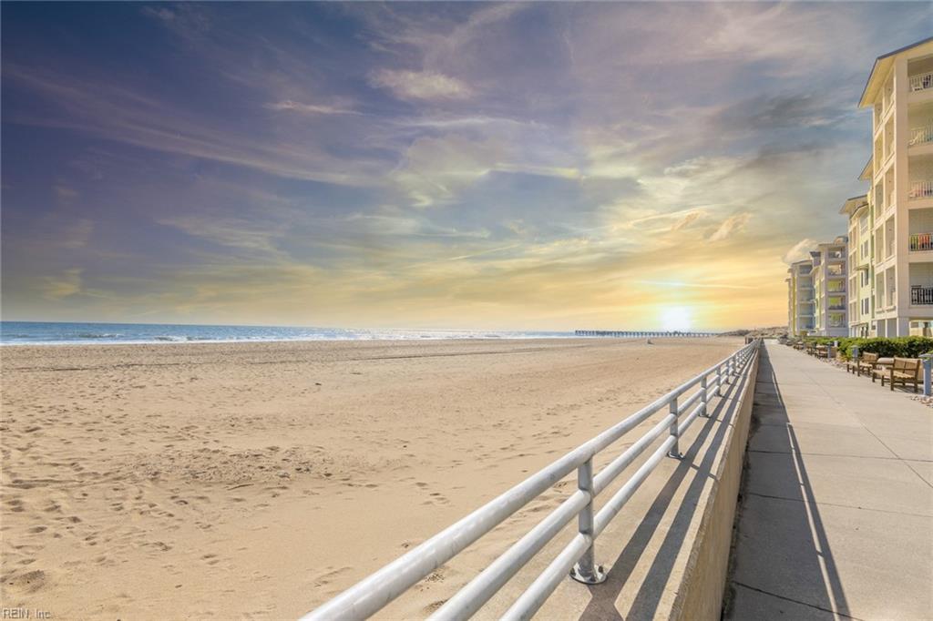 3738 Sandpiper Road 314B, Virginia Beach, VA 