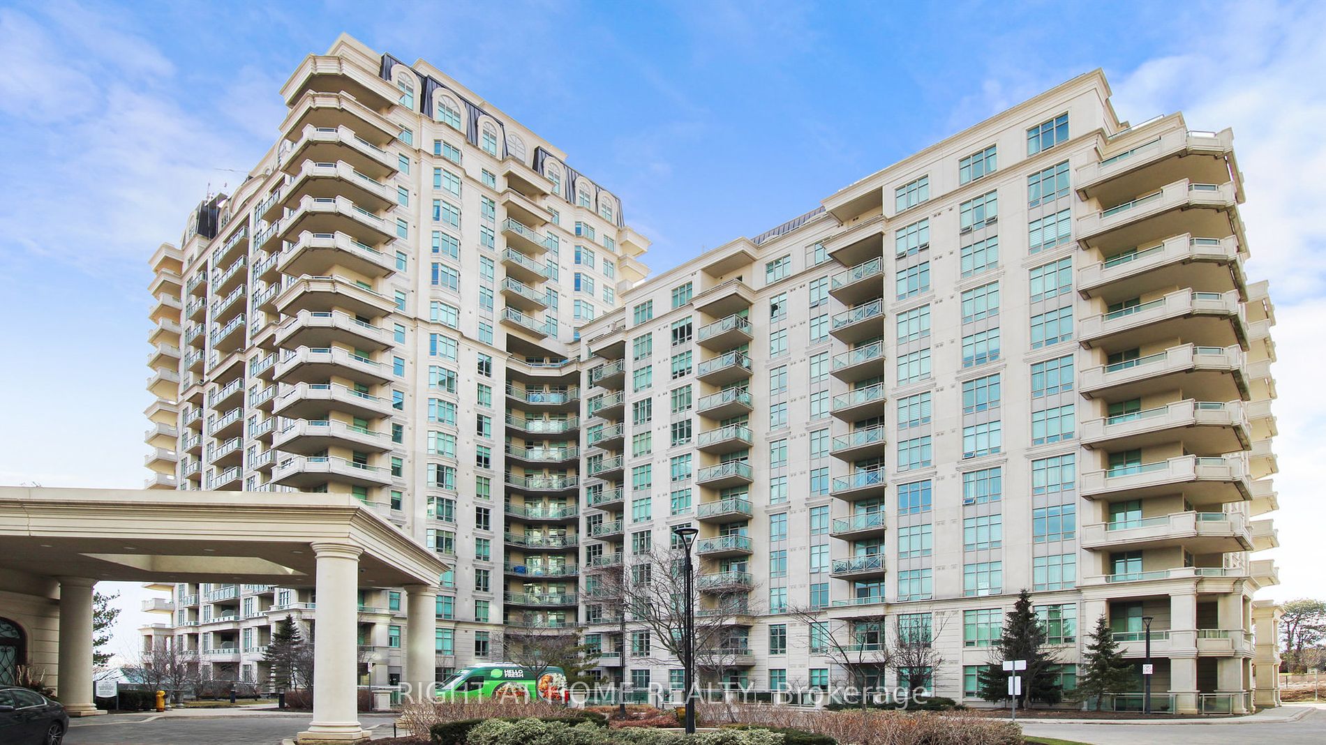 10 Bloorview Pl 1706