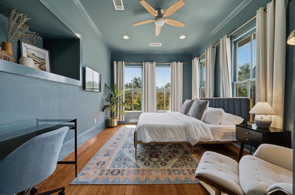 RARE EAST DALLAS DUPLEX - INCOME OPPORTUNITY OR  MULTI-GENERATIONAL LIVING OVERLOOKING THE PARK. Unrivaled historic charm meets ultimate modern living in the heart of East Dallas's carefully preserved Historic District, Peaks Suburban Addition. Directly fronting the lush greenery of Buckner Park, this beautifully renovated 1923 Craftsman duplex offers an incredible opportunity for multi-generational families or owner-occupants looking to live in one unit while leasing the other to offset their mortgage. Meticulously updated for comfortable living, both full-floor residences offer bright, open-concept layouts paired with rich architectural details. Ground Level 4619 Worth St features top-to-bottom modern updates, a full gourmet-style kitchen, dual-vanity bath, private laundry, and seamless ground-level entry, ideal for multi-generational living, aging parents, or an expansive main residence. The upper level at 4617 Worth St boasts two spacious bedroom suites, sleek contemporary finishes, a bright kitchen, laundry, and an elevated deck. All furniture and appliances are negotiable. Enjoy morning coffee on your private deck, step right out your front door for strolls through Buckner Park, and take advantage of seamless access to Baylor University Medical Center, Deep Ellum, Uptown, and Lower Greenville.   Whether you need a full multi-generational sanctuary, a private guest house for frequent visitors, a spacious home office retreat, or a turnkey house-hack in one of Dallas most vibrant historic neighborhoods, this property adapts to your family needs.