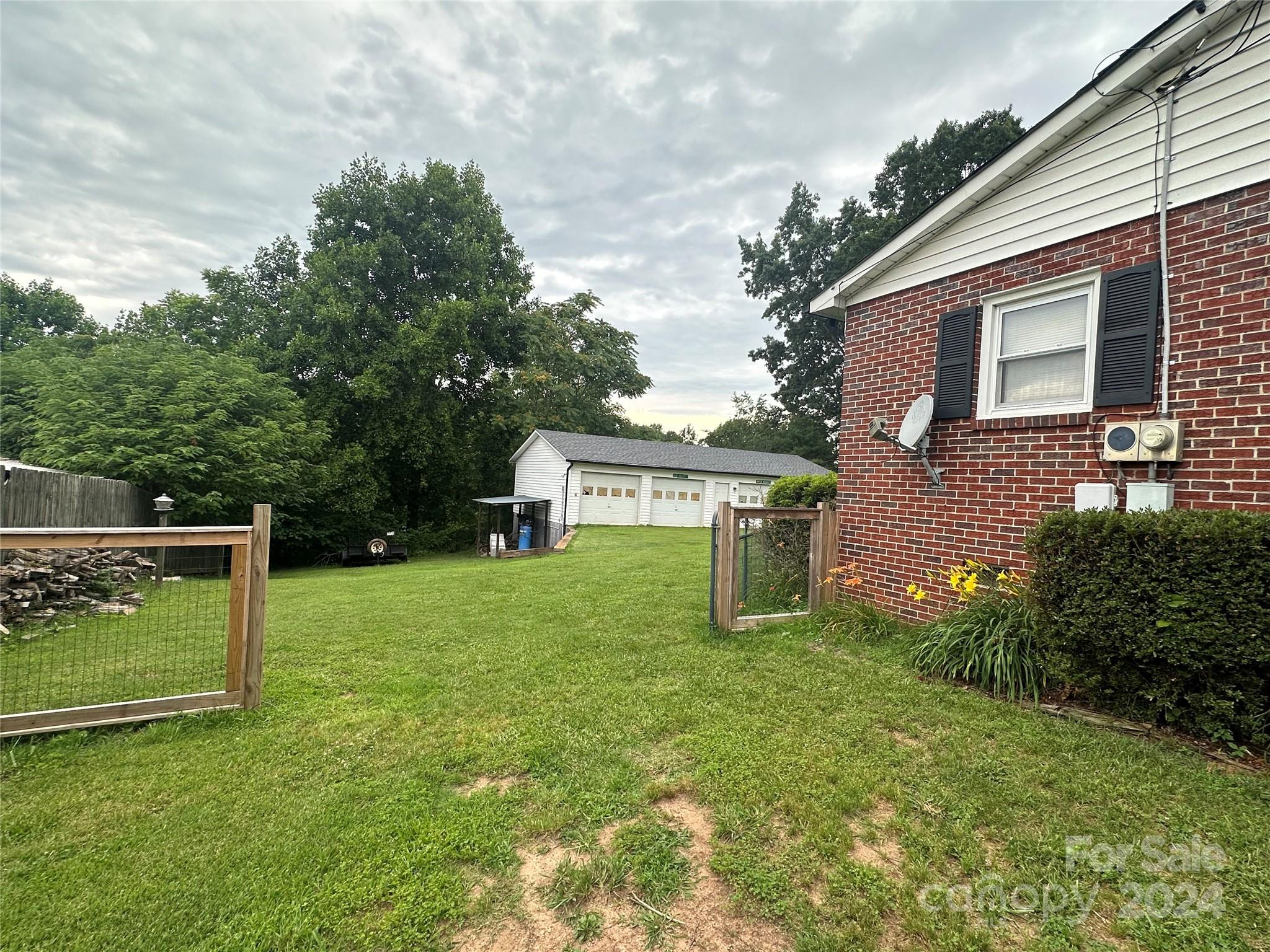 4131 Hill Place