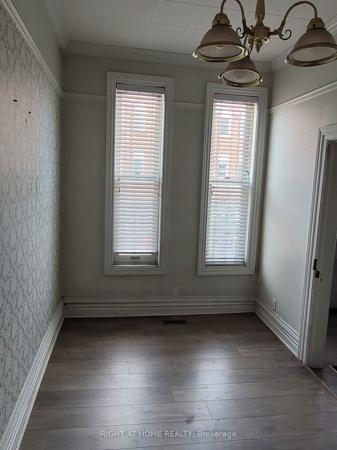 125 W Main St 2nd Fl
