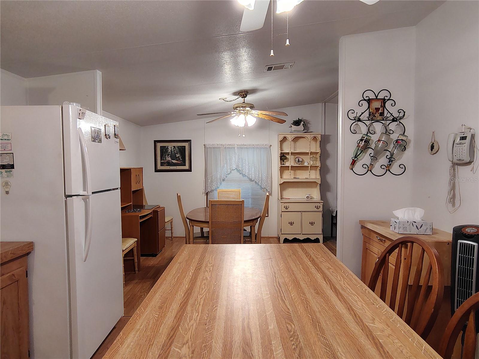 52 Outlet Drive