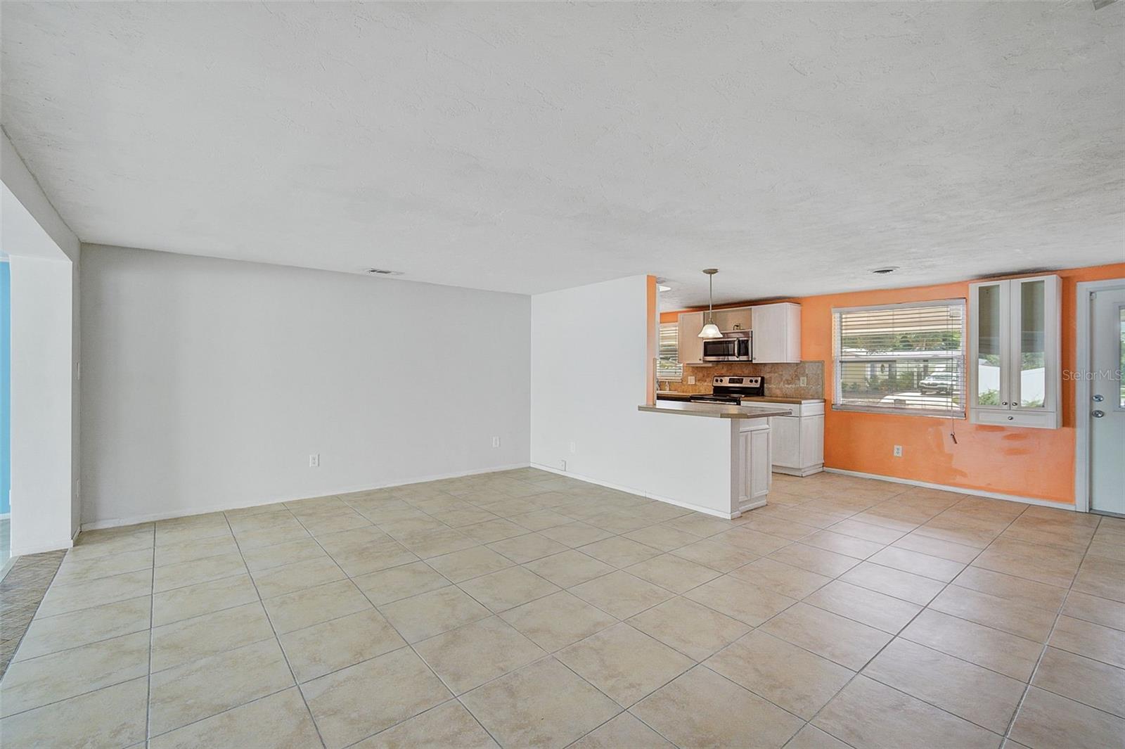 6426 Colonial Drive
