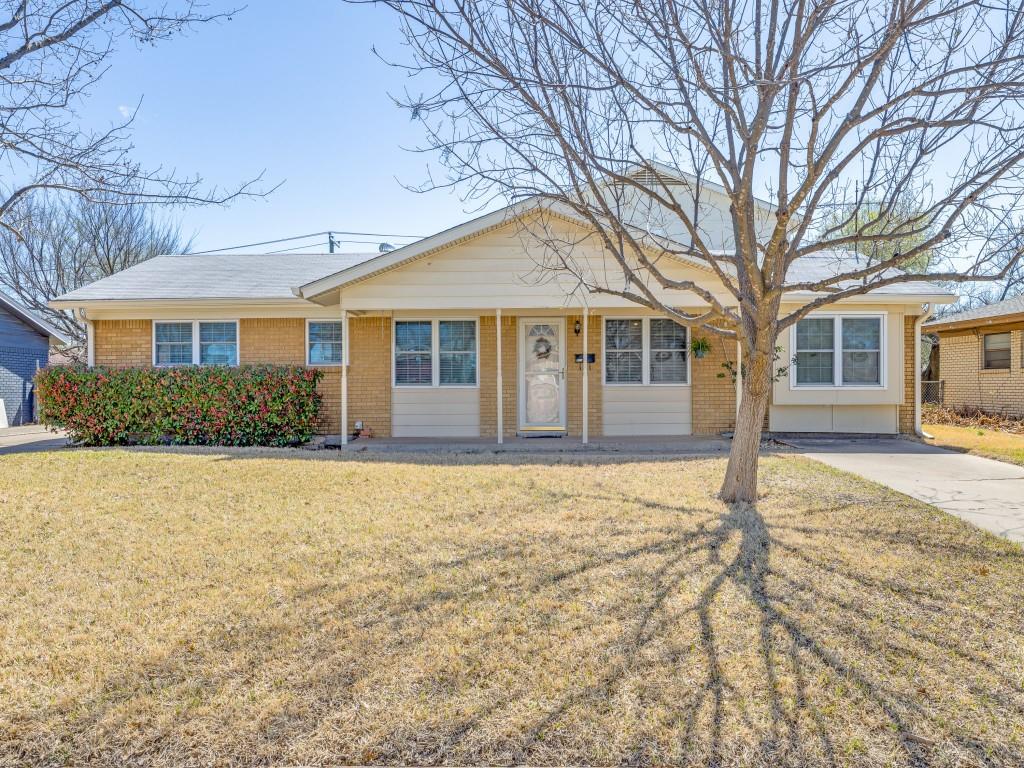 PRICE REDUCED!! Lovely two-story home in an established neighborhood with 2 living areas, 2 dining areas, office and 4 bedrooms. The entry and formal living room open to the kitchen and a sunny breakfast area. A second living area and dining room are adjacent. The master bedroom, second bedroom, and office are downstairs. Upstairs are two more large bedrooms with walk-in closets and a full bathroom. Outside features include a grassy backyard, 2-car rear entry garage, and covered patio. Solar panels offer reduced electricity bills! Buyer receives the benefit of the power output from the solar panels, resulting in significantly lower utility bills for the duration of the solar panel lease. (Current owner averaged less than $20 per month for electricity costs during the summer months.) Owner will pay off the solar energy for the entire term, at NO COST TO BUYER! This eliminates monthly payments to Sunrun Solar Co. so Buyer will only receive charges from the utility company for any consumption beyond what the system produces. Sunrun will continue to monitor and maintain the system as needed. (That’s approximately 23 years of benefit for the buyer.)