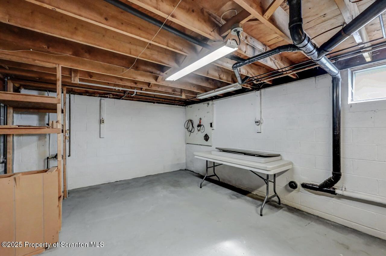 103 Carriage Lane L79
