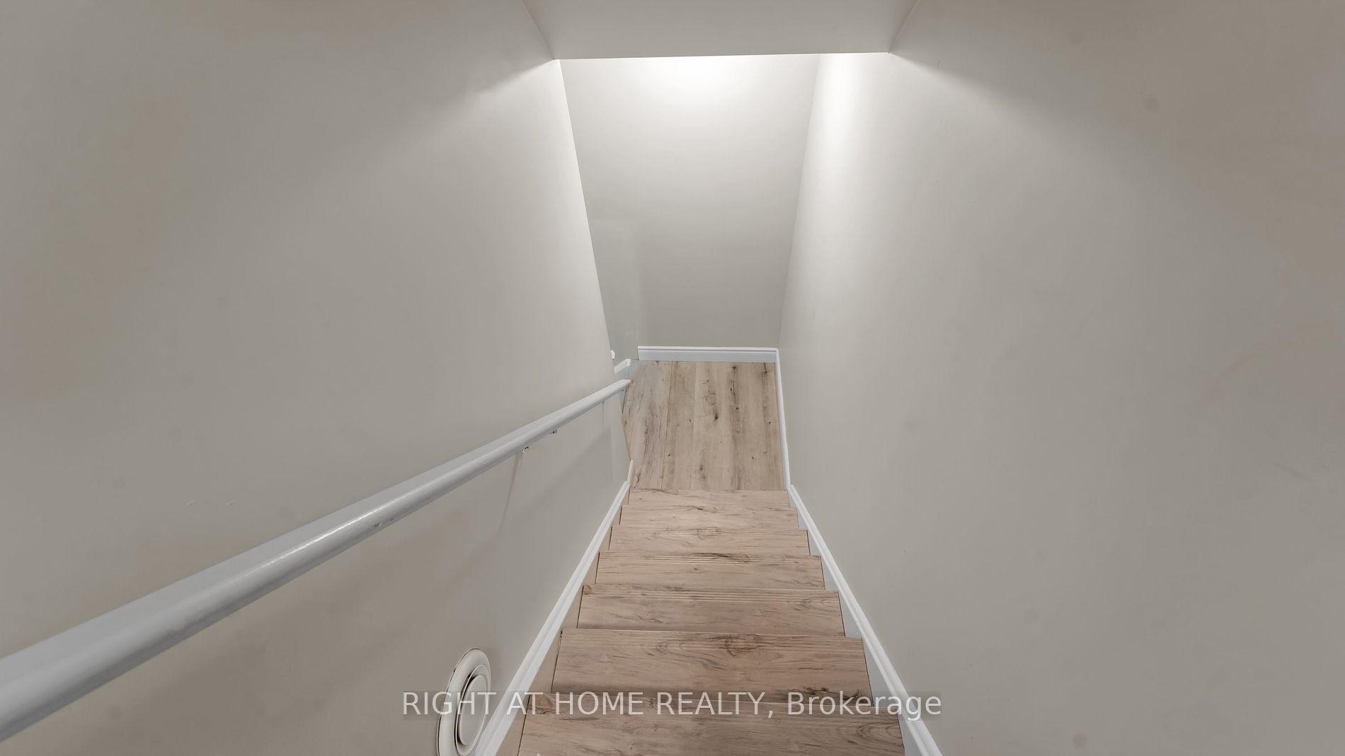 29 Argelia Cres