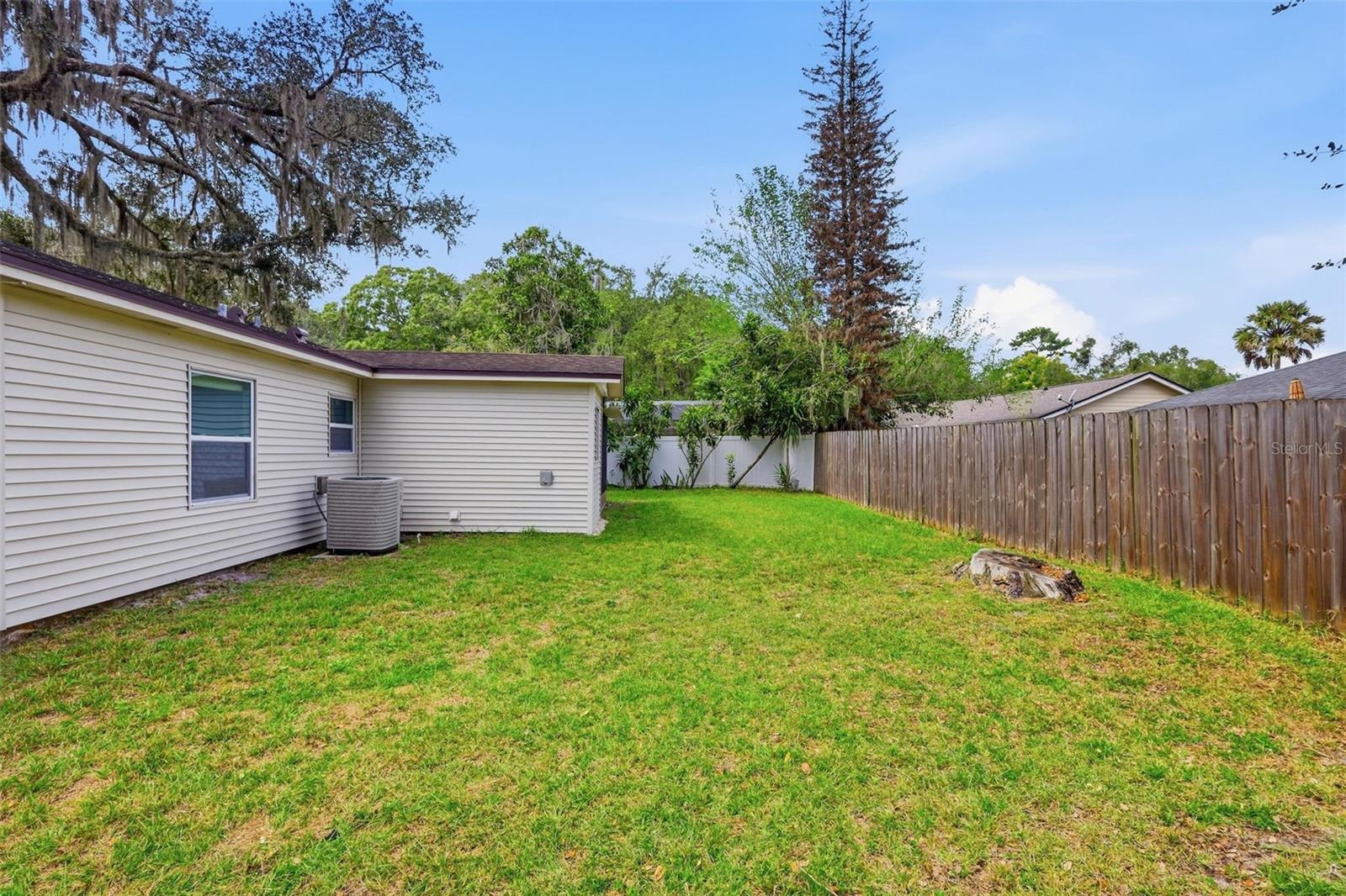 711 Thistle Place
