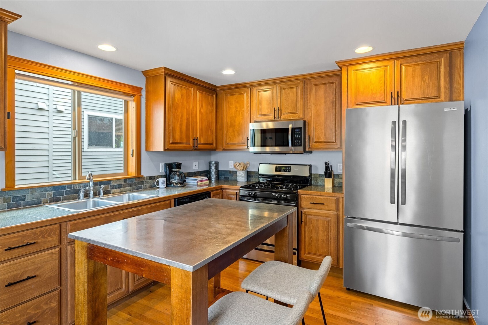 4312 SW Spokane Street