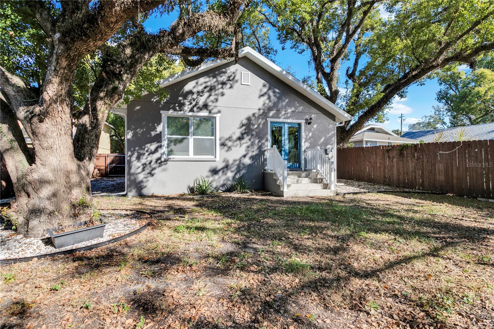 1503 E Cayuga Street