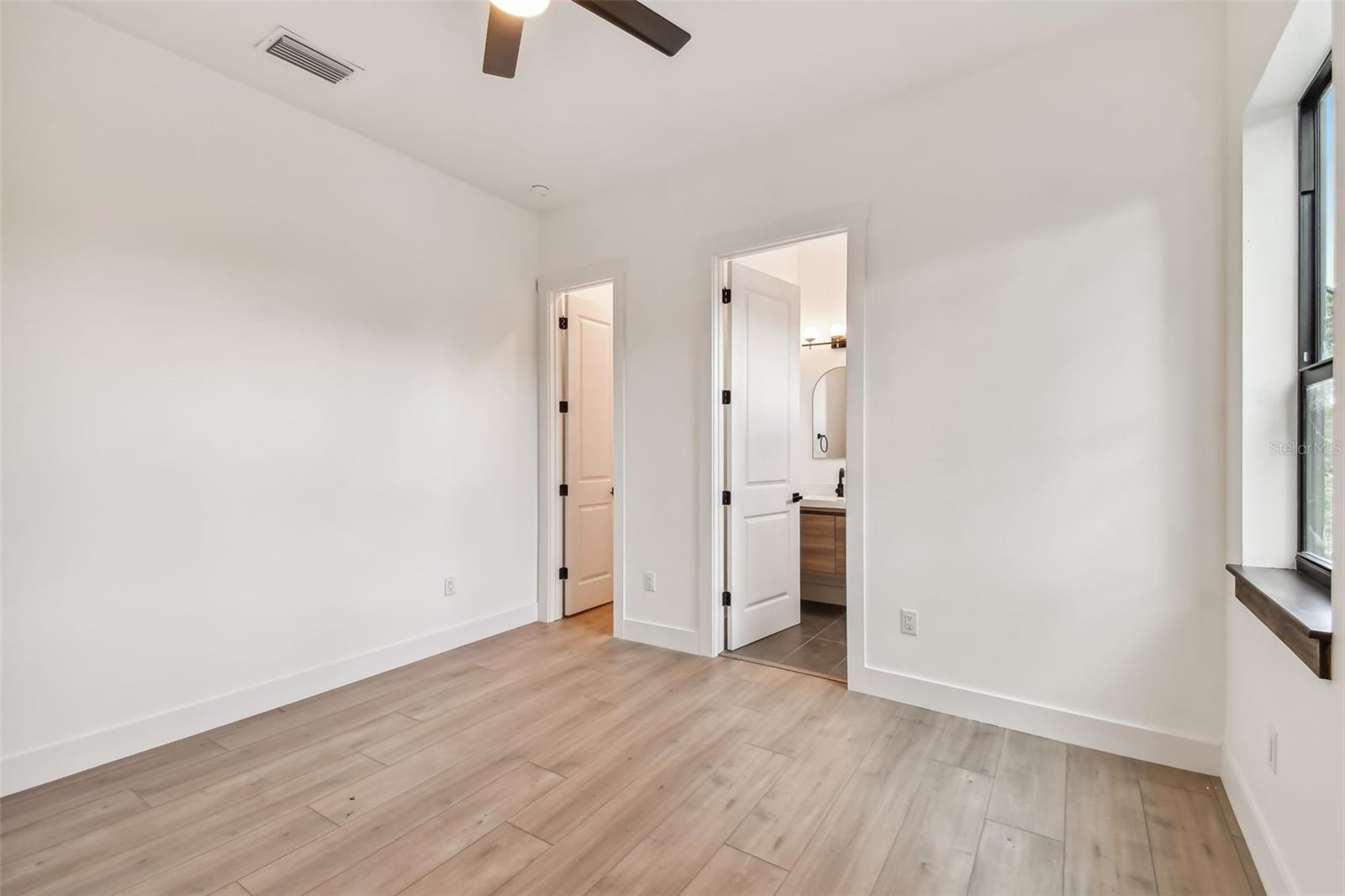 4717 W Oklahoma Avenue