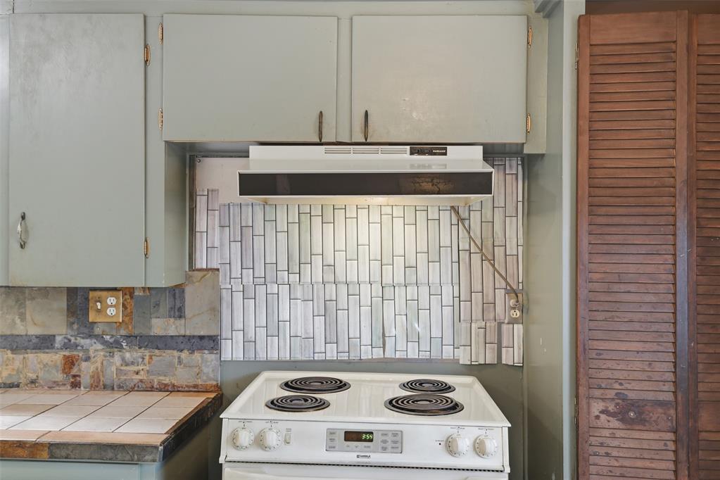 1809 NW 31st Street