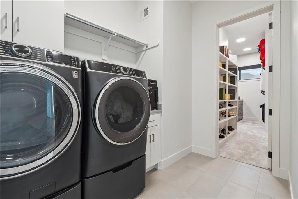 10721 W 142nd Street