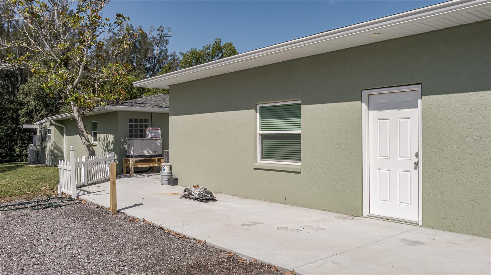 5318 Palmetto Point Drive