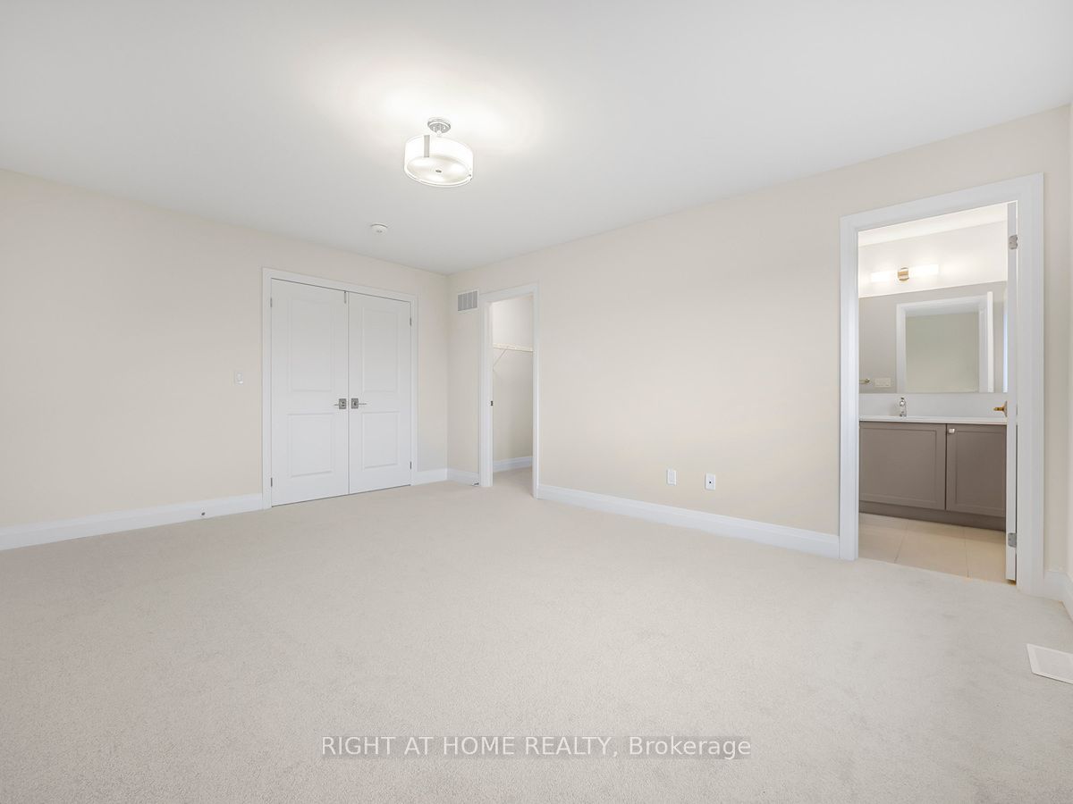 2807 Albatross Way