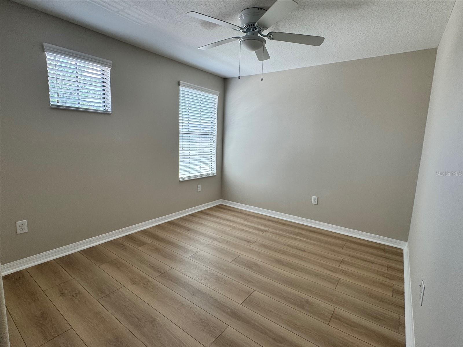 2711 Garden Falls Drive