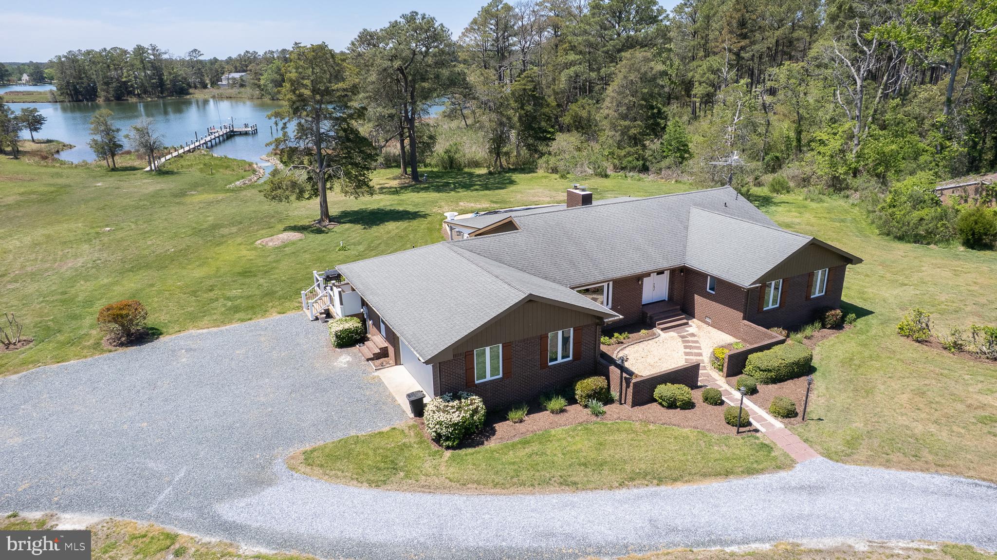 1661 Town Point Road
