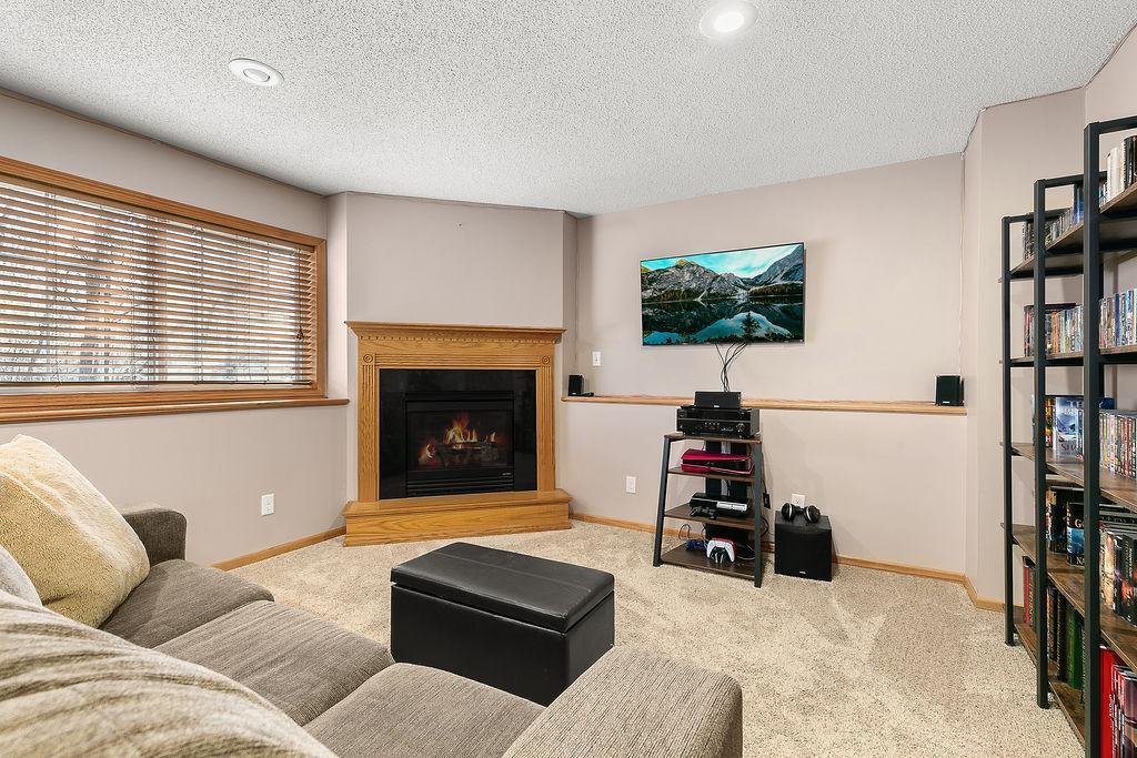 1734 Maple Court