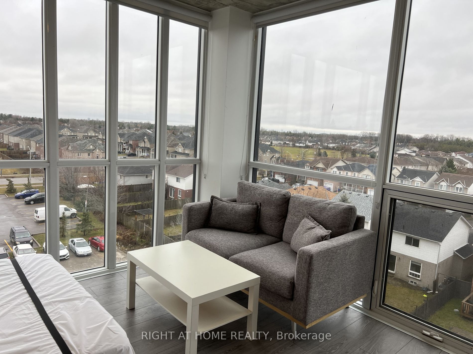1900 N Simcoe St 508