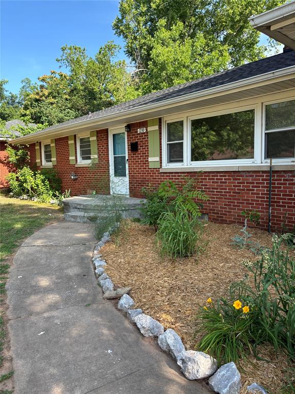 Welcome to this charming 4 bed, 2 bath home nestled in a prime location close to the University of Oklahoma. With its delightful wood floors and cozy ambiance, this residence offers the perfect blend of comfort and convenience.As you step inside, you'll be greeted by the warmth of the wood floors that flow seamlessly throughout the home, adding character and charm to every room. The spacious living area provides ample space for relaxation and entertainment, ideal for gatherings with family and friends.The kitchen boasts modern appliances, including a refrigerator, making meal preparation a breeze. Whether you're whipping up a quick breakfast or hosting a dinner party, this kitchen is sure to inspire your culinary creativity.Outside, you'll find a single bay garage, providing secure parking for your vehicle and additional storage space. The backyard offers a peaceful retreat, perfect for enjoying a morning cup of coffee or hosting summer barbecues.Located close to the University of Oklahoma, this home offers easy access to campus amenities, as well as shopping, dining, and entertainment options. Don't miss out on the opportunity to make this charming house your new home sweet home. Schedule a showing today and experience all that this wonderful property has to offer!