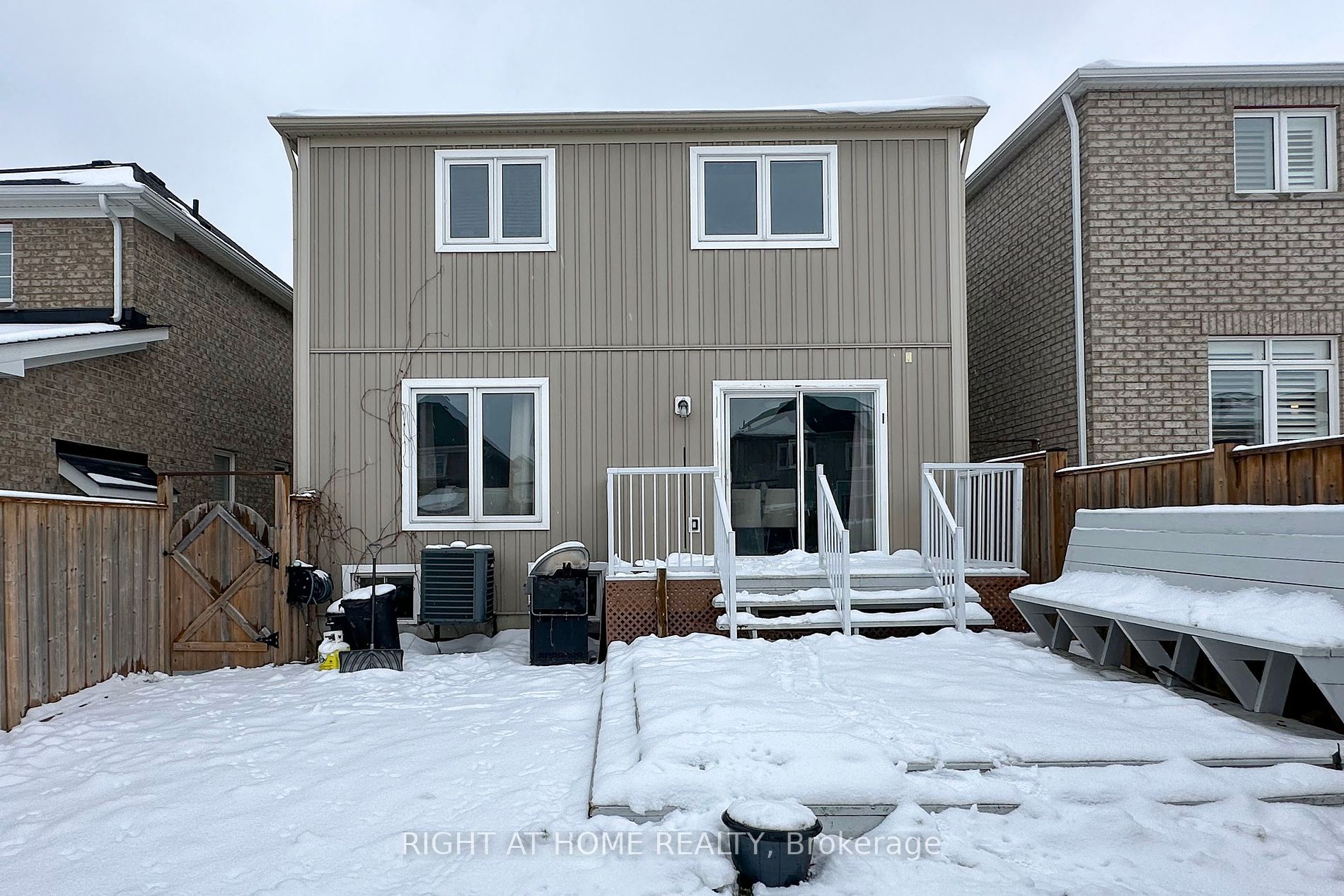 1065 Edward Bolton Cres
