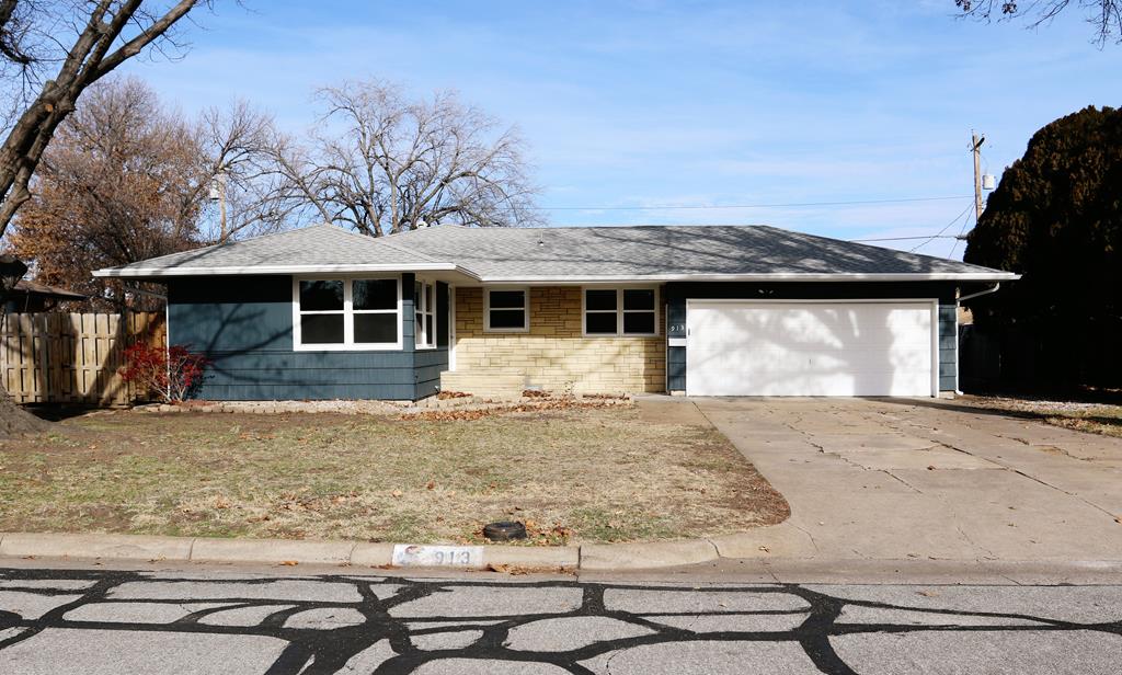 913 Manor Road, Salina Millwood Realty