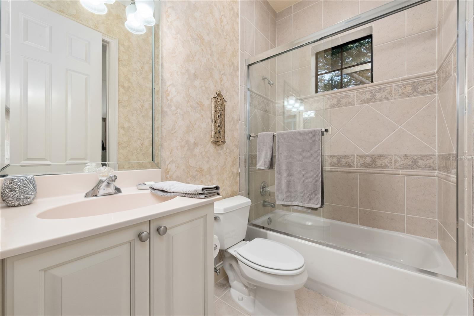 6221 Blakeford Drive