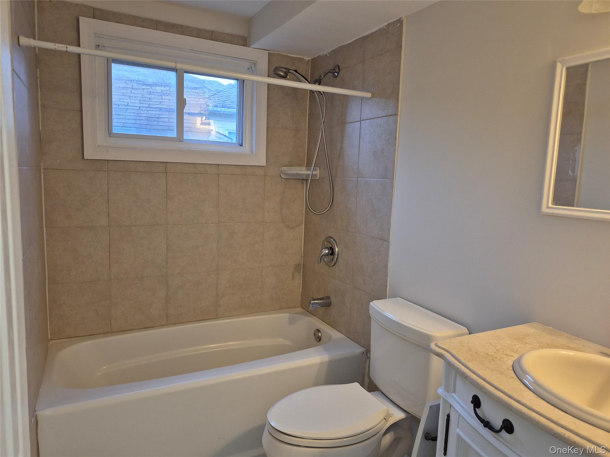 2030 Washington Street