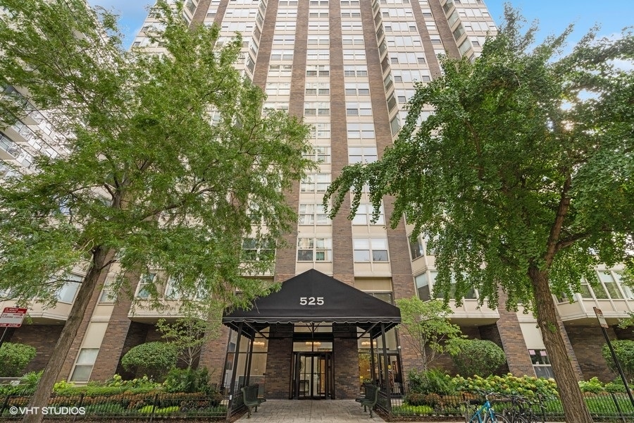VIEWS & LOCATION!!! Welcome to your sanctuary in the heart of East Lakeview! This stunning high-floor condo offers an unparalleled view of the city and Lake Michigan  from every window. With an open-concept layout, hardwood floors, and southern exposure, this home boasts a seamless blend of modern living and breathtaking views. The spacious living area is flooded with natural light, creating an inviting atmosphere, and is perfect for entertaining. The generously sized bedroom easily  accommodates a king-sized bed and features a wall of closets, providing tons of storage. The kitchen is a chef's delight, showcasing sleek granite countertops, all new stainless steel appliances, and an abundance of cabinet space. Recent improvements include new window treatments, upgraded doors, carpet, and new paint throughout. Storage galore with a coat closet off the foyer, a walk-in closet in the hall, a linen closet in the bathroom, and an assigned storage locker. This full amenity building has: 24-hour door staff, a small library, gym, a laundry room, recently renovated outdoor pool and sundeck with cabanas and grills.  Also included is a deeded parking space in heated garage.