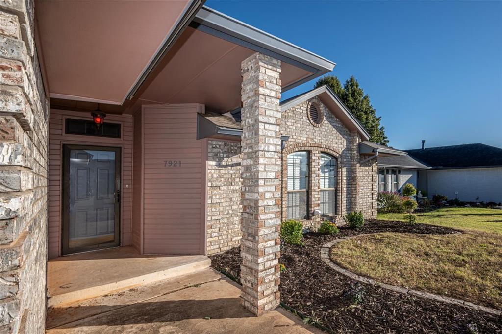 Move-in-ready 3 bedroom, 2 bath home with 1,678 sq ft of inviting space! An open floorplan connects the living, dining, and kitchen areas, ideal for entertaining or everyday living. Primary suite offers a spacious layout with ensuite bath and walk-in closet. Secondary bedrooms are bright and versatile for guests, office, or playroom. Exterior features include a covered patio, fenced yard, and two-car garage. Conveniently positioned near schools, restaurants, and turnpike access in NW OKC — a fantastic blend of comfort and convenience!