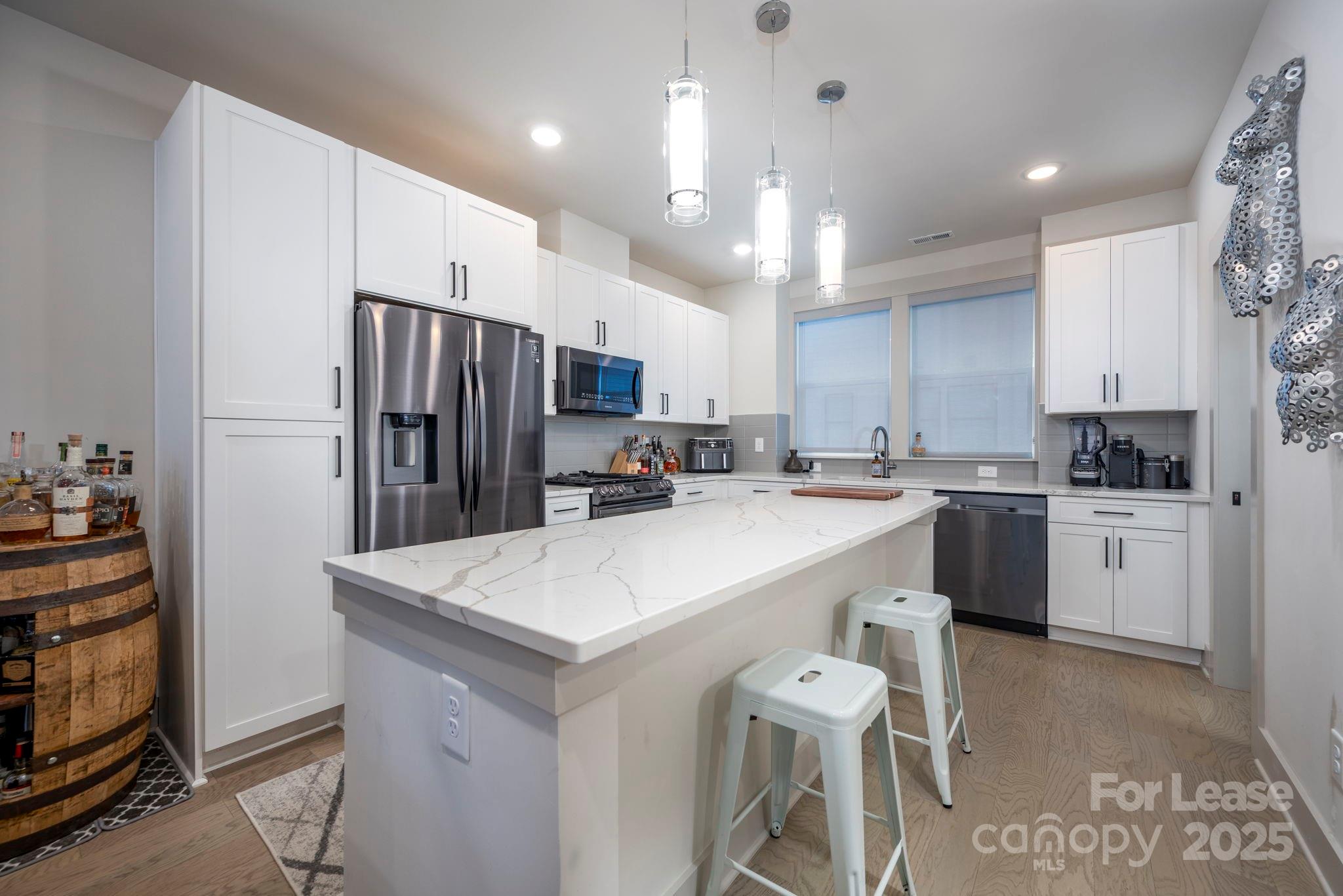 1033 Wesley Terrace Avenue