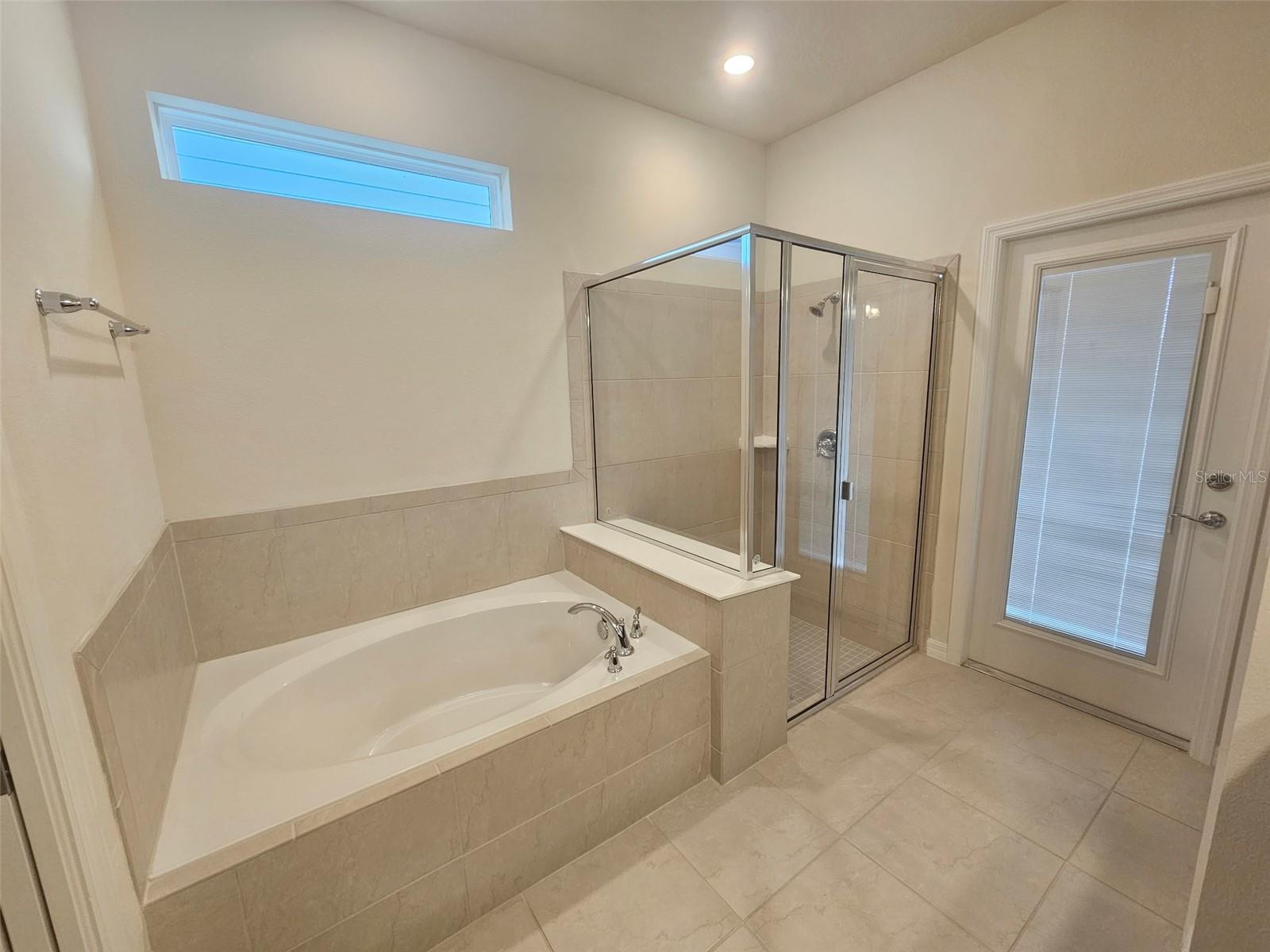 3273 Lilac Way