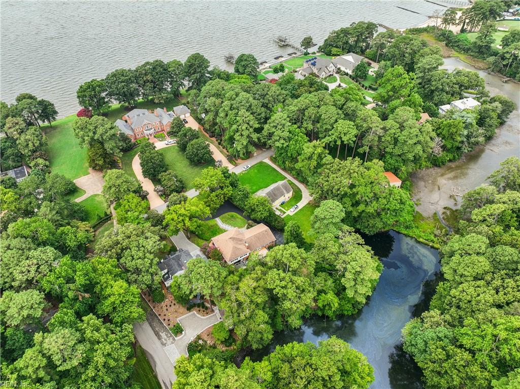1202 Riverside Drive