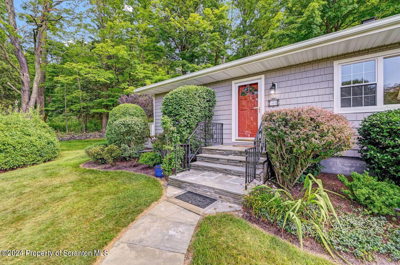 100 Buckhill