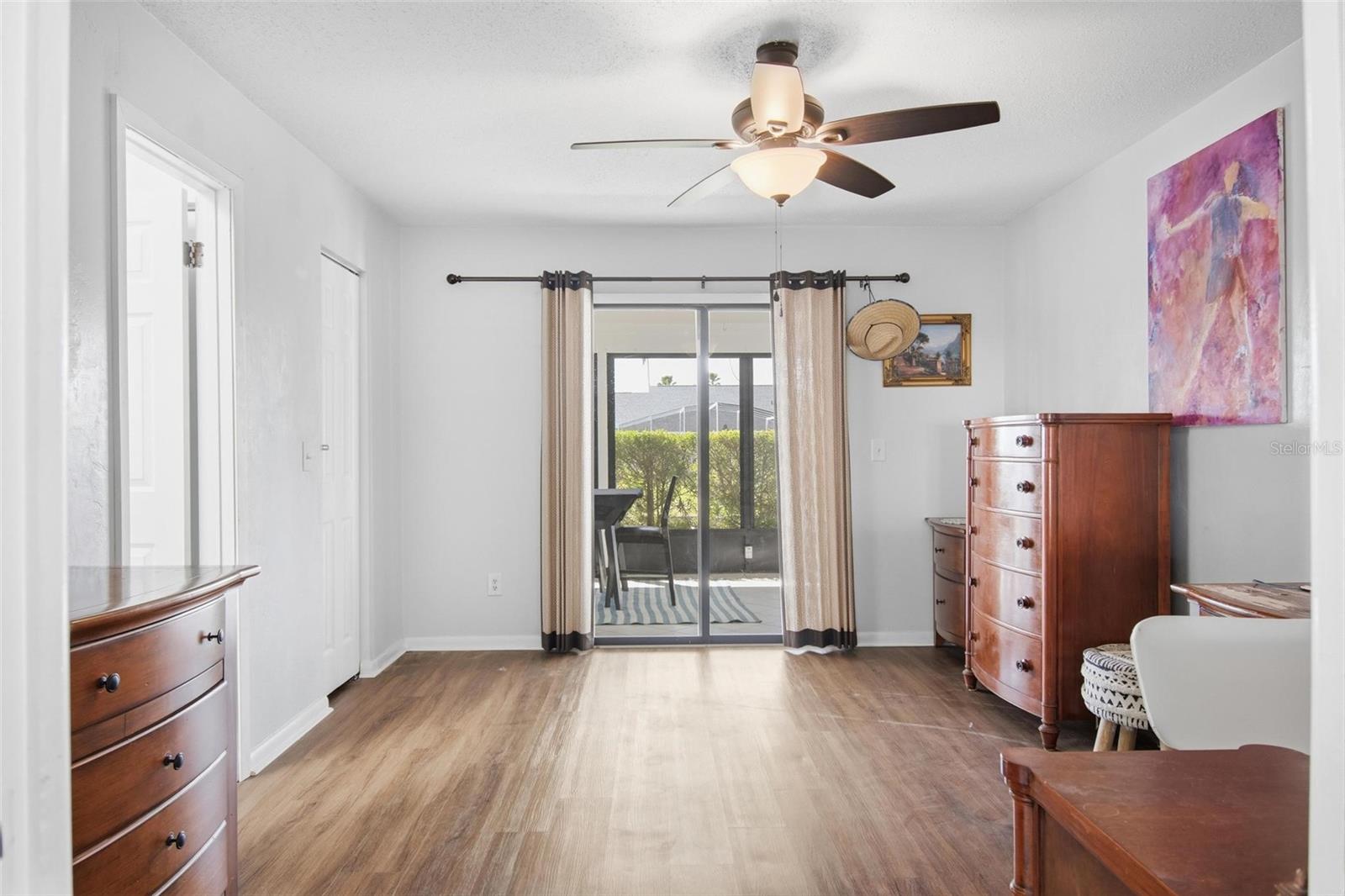 4 Coral Reef Court S
