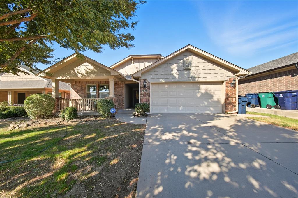 Beautiful move-in ready home featuring 3 bedrooms, 2 baths, an open layout, and a spacious primary suite. The fenced backyard includes a pergola with a seating area great for outdoor enjoyment. Storm shelter included for added peace of mind. Don't miss out! Schedule you showing today!
The refrigerator, washer and dryer are reserved by the seller but may be included with an acceptable offer.