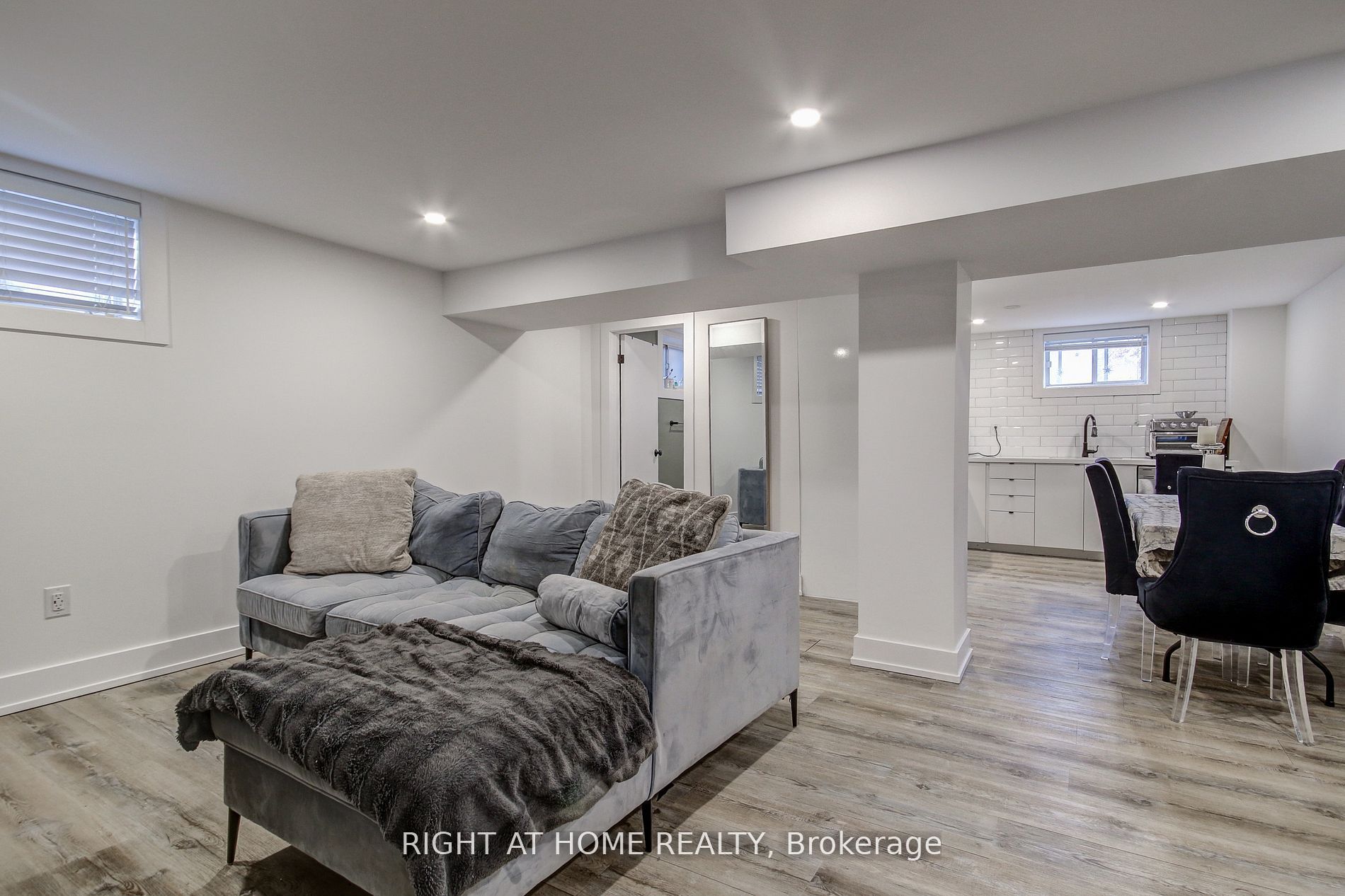 42 Bunnell Cres Basement