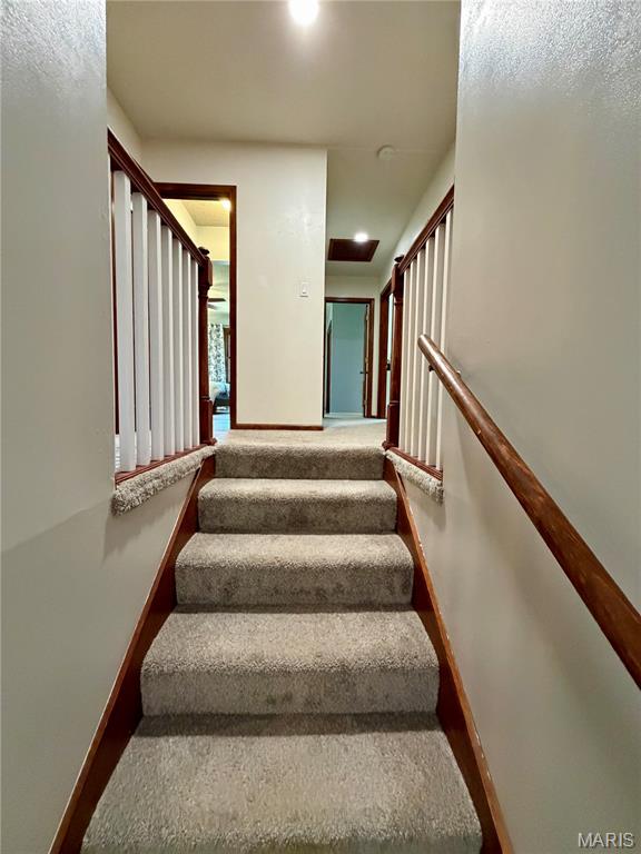 4 El Rancho Drive