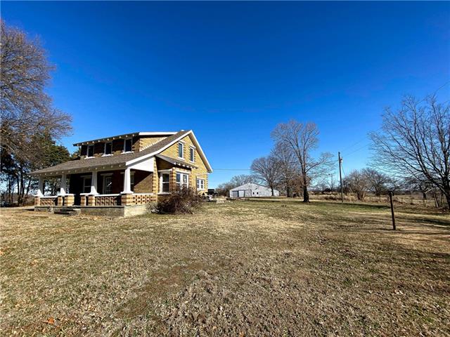 5677 S 2100 Road