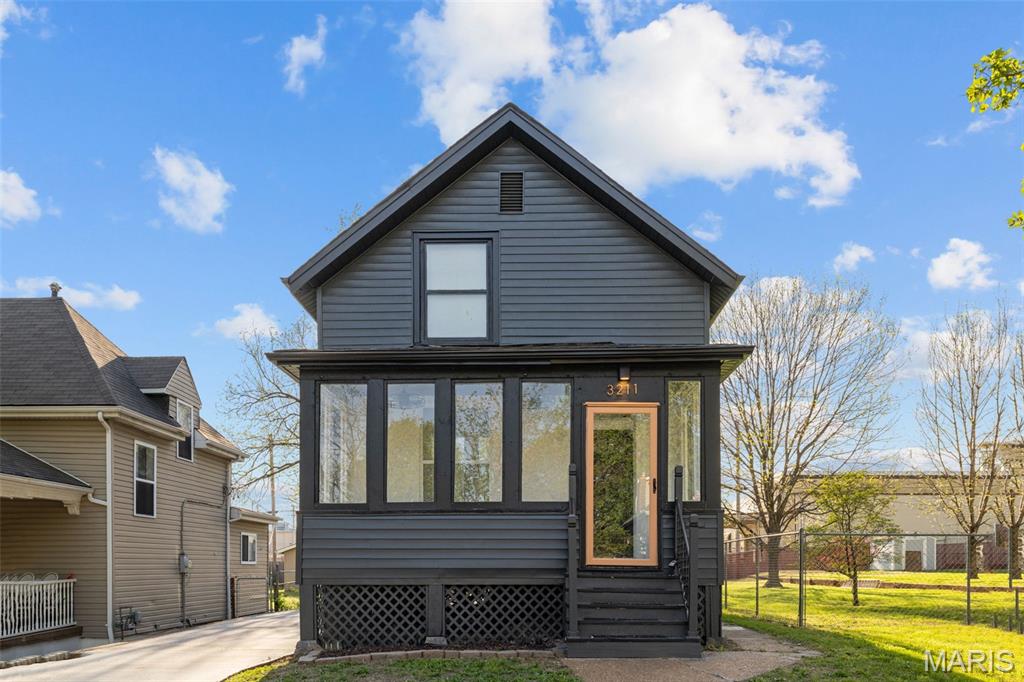 3211 Portis Avenue