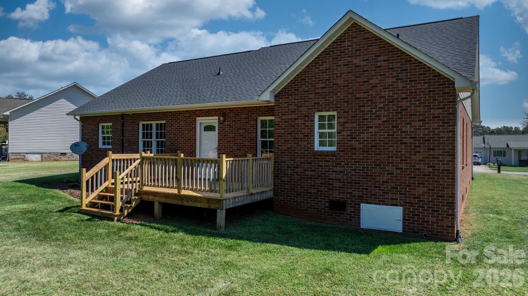 1420 Farmington Hills Drive